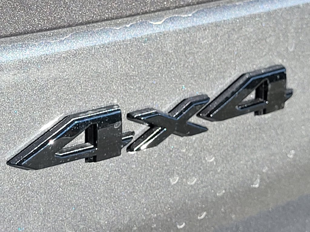 New 2026 Jeep Grand Cherokee Altitude AWD/4WD image 11