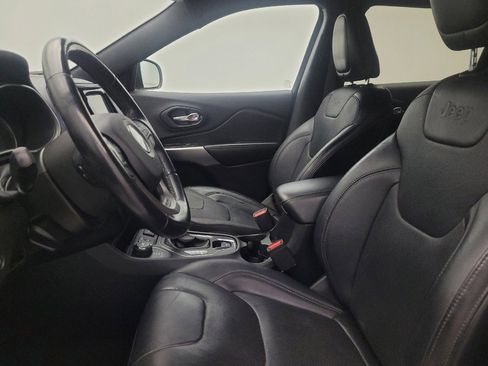 Used 2020 Jeep Cherokee High Altitude image 17