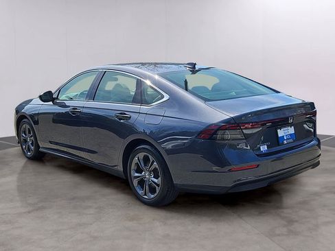 Used 2023 Honda Accord EX image 6