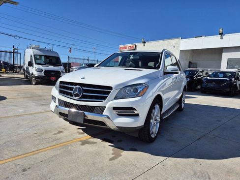 Used 2015 Mercedes-Benz ML 350 4MATIC image 2