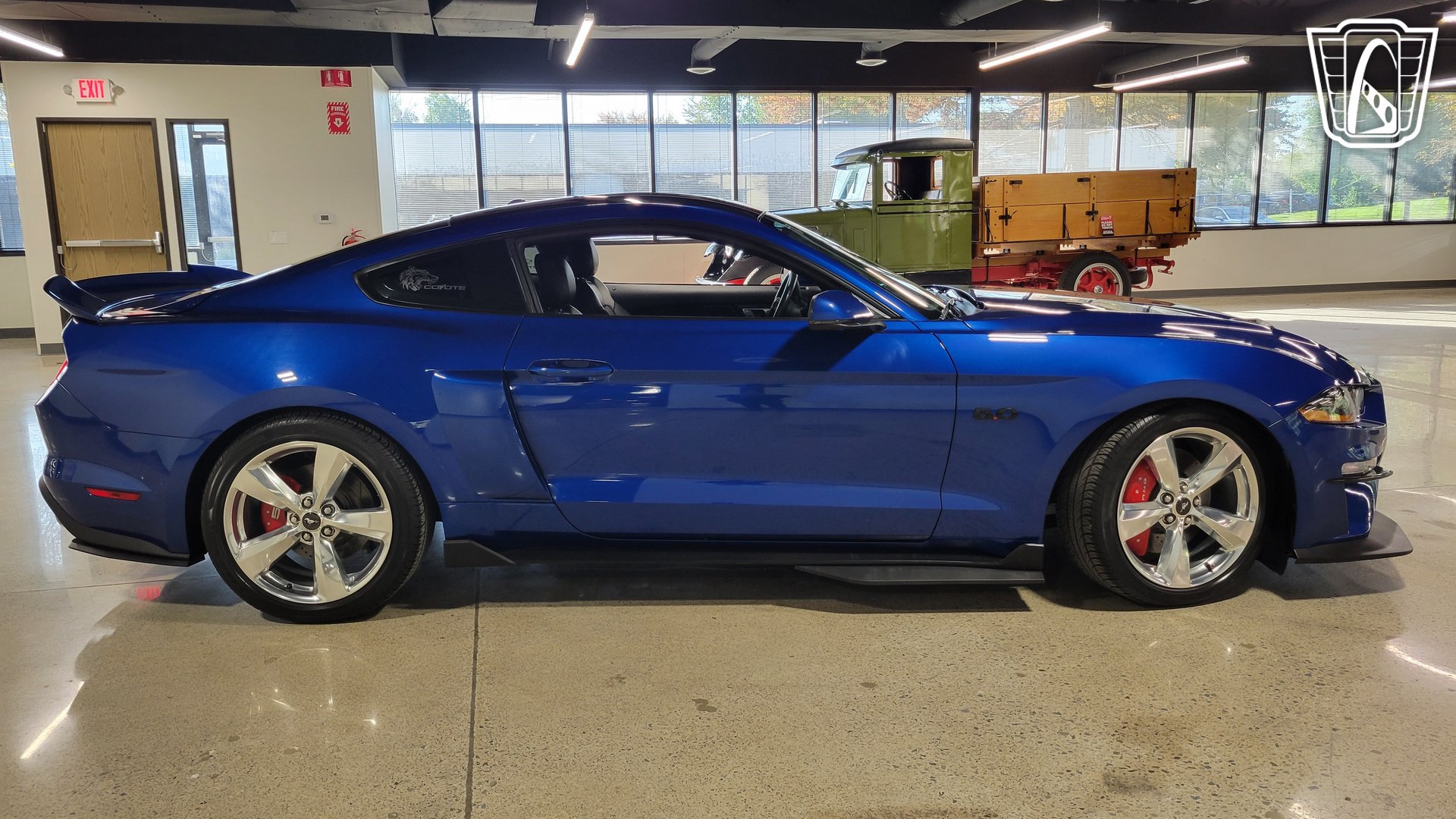 Used 2018 Ford Mustang GT Premium RWD image 35