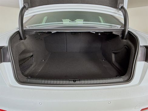 Used 2025 Audi A6 Premium Plus w/ Premium Plus Package image 28