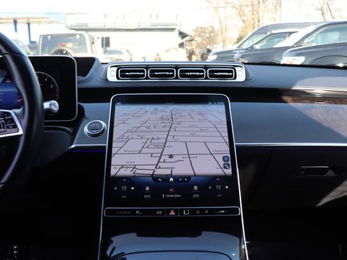 Used 2022 Mercedes-Benz S 580 4MATIC Sedan image 19