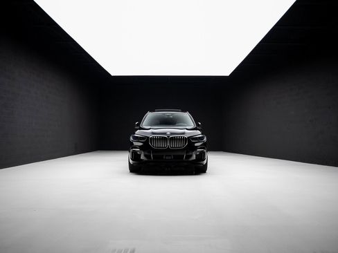 Used 2023 BMW X5 M50i w/ Executive Package image 83