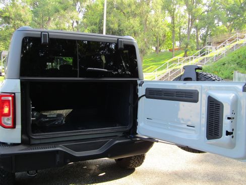 Used 2023 Ford Bronco Black Diamond AWD/4WD image 18