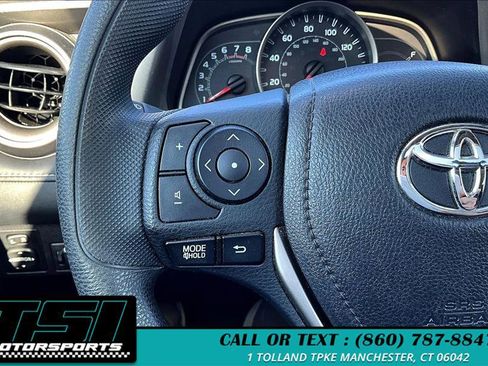 Used 2014 Toyota RAV4 XLE image 18