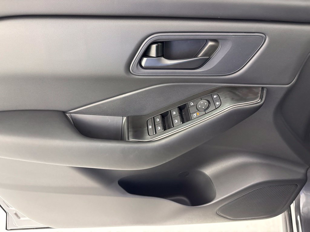 New 2026 Nissan Rogue S FWD image 22