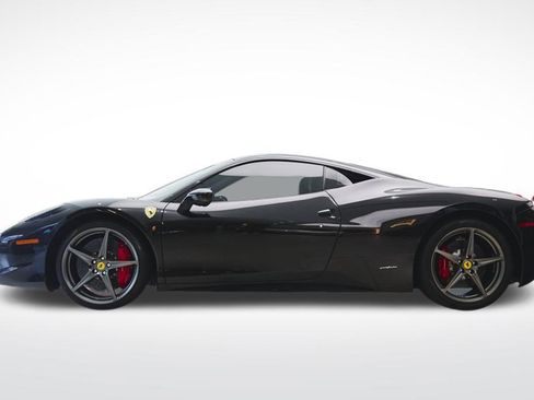 Used 2011 Ferrari 458 Italia Coupe image 2