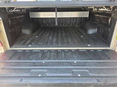 Used 2017 Toyota Tundra Limited w/ Limited Premium Package image 31