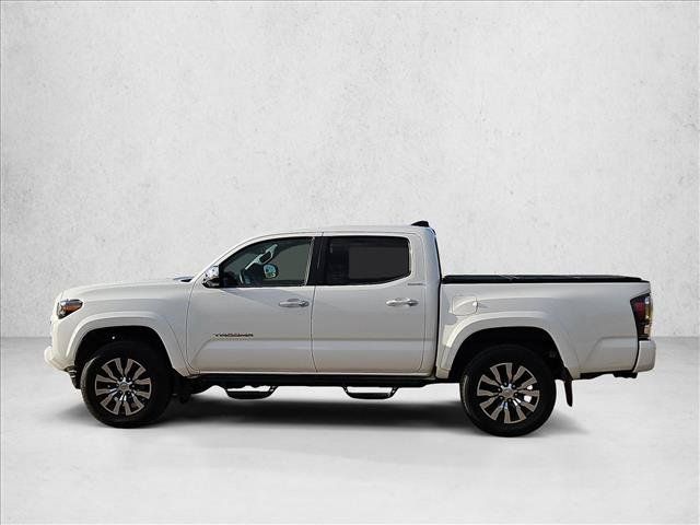 Used 2022 Toyota Tacoma Limited AWD/4WD image 8