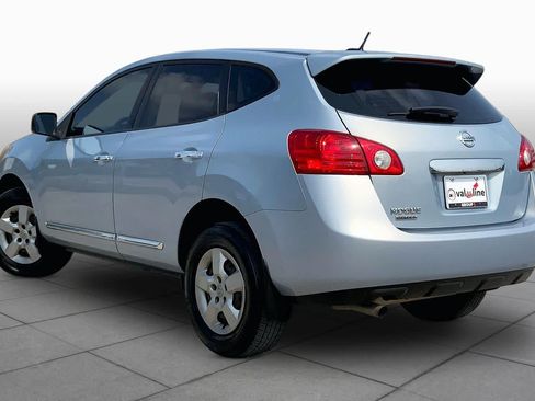 Used 2014 Nissan Rogue S w/ Convenience Package FWD image 12