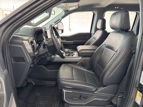 Used 2023 Ford F150 Lariat w/ Trailer Tow Package image 14