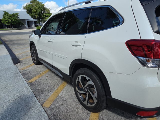 Used 2024 Subaru Forester Touring w/ Convenience Package AWD/4WD image 5