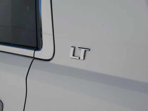 Used 2016 Chevrolet Tahoe LT AWD/4WD image 7