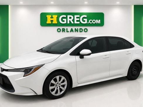 Used 2020 Toyota Corolla LE FWD image 4