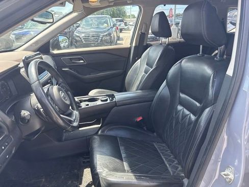 Used 2021 Nissan Rogue Platinum AWD/4WD image 28
