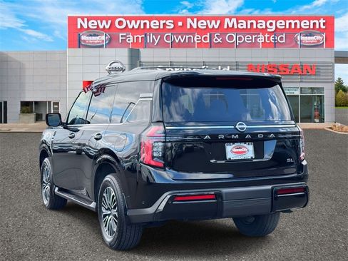 Certified 2025 Nissan Armada SL w/ Captain's Chari Seat Package image 4