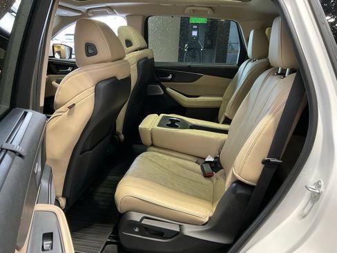 Certified 2026 Acura MDX SH-AWD w/ Advance Package image 23