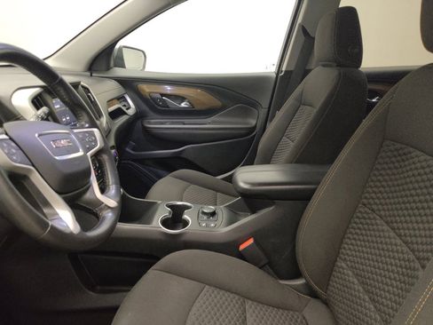 Used 2021 GMC Terrain SLE w/ Driver Convenience Package FWD image 17