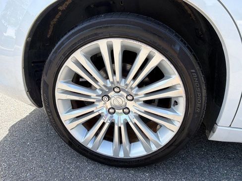 Used 2013 Chrysler 300 C w/ Beats Audio Group image 36