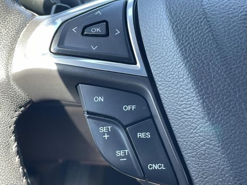 Used 2015 Ford Fusion SE w/ Equipment Group 202A AWD/4WD image 21
