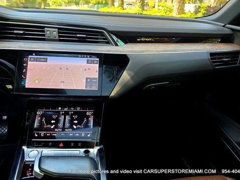 Used 2019 Audi e-tron Premium Plus AWD/4WD image 29