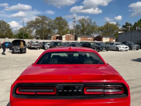 Used 2015 Dodge Challenger SXT Plus w/ Technology Group RWD image 15