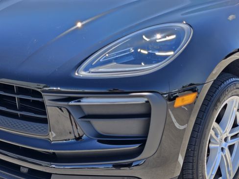 Certified 2026 Porsche Macan AWD/4WD image 12
