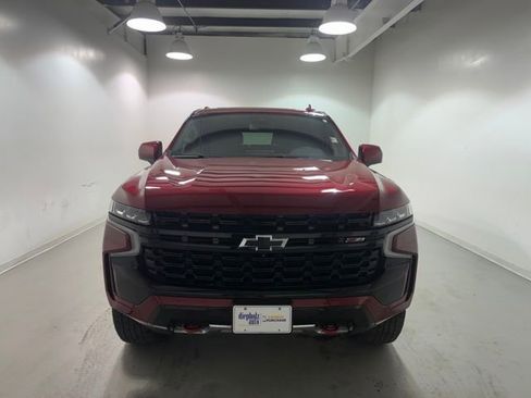 Certified 2024 Chevrolet Tahoe Z71 w/ Luxury Package image 2