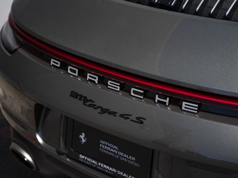 Used 2022 Porsche 911 Targa 4S AWD/4WD image 13