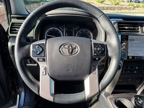 Used 2023 Toyota 4Runner Limited AWD/4WD image 18