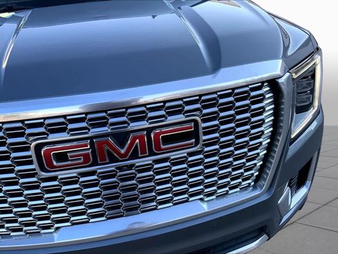 Used 2021 GMC Yukon Denali AWD/4WD image 30