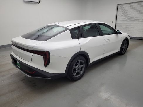 Used 2025 Kia K4 FWD image 10