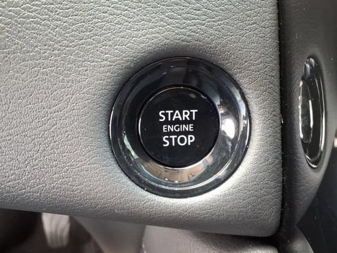 Used 2025 Nissan Armada SV RWD image 33