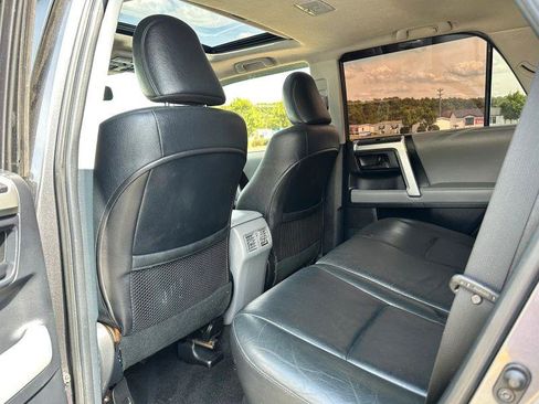 Used 2010 Toyota 4Runner SR5 AWD/4WD image 9