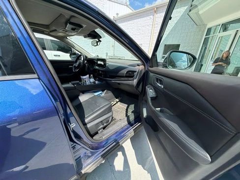 Used 2023 Nissan Rogue SL w/ SL Premium Package AWD/4WD image 33