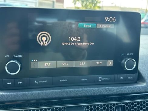 Used 2022 Honda Civic Sport image 9