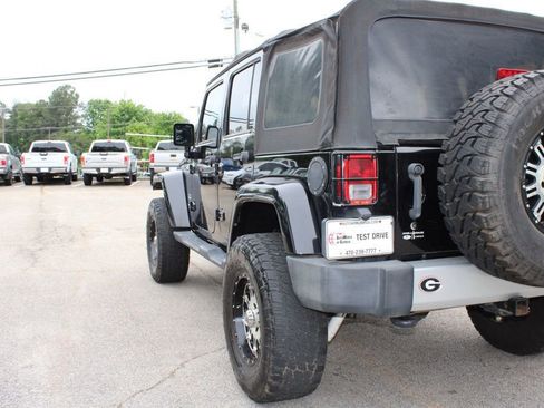 Used 2012 Jeep Wrangler Unlimited Sahara w/ Connectivity Group AWD/4WD image 26