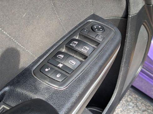 Used 2019 Dodge Charger Scat Pack image 15