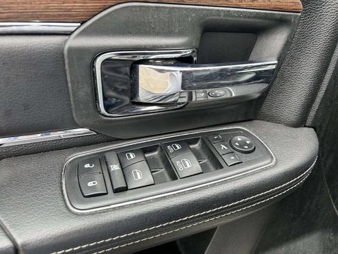 Used 2017 RAM 1500 Laramie w/ Convenience Group AWD/4WD image 20