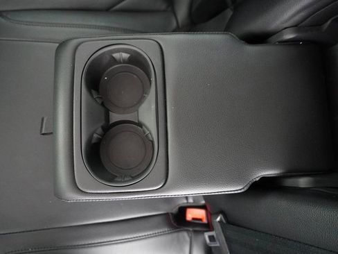 Used 2017 Ford Edge Titanium w/ Technology Package image 35