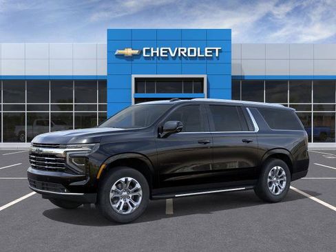 New 2026 Chevrolet Suburban LT image 2