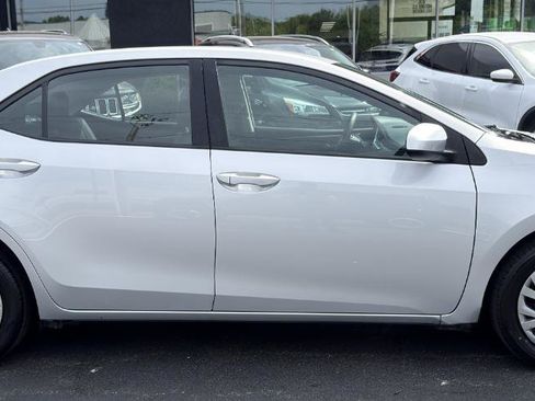 Used 2019 Toyota Corolla LE FWD image 9