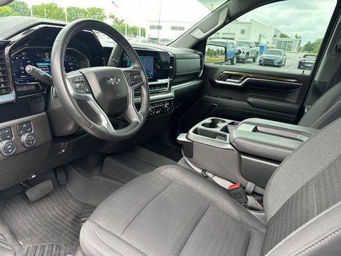 Used 2024 Chevrolet Silverado 1500 RST AWD/4WD image 24