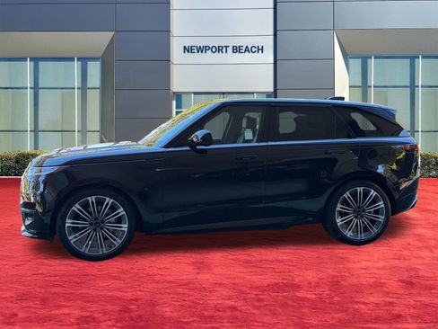 New 2026 Land Rover Range Rover Sport Dynamic SE AWD/4WD image 2