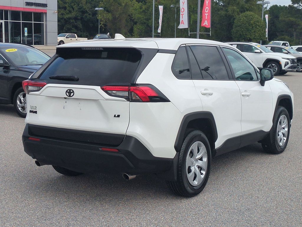 Used 2024 Toyota RAV4 LE FWD image 3