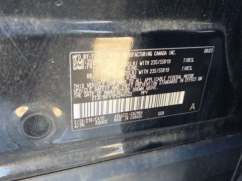 Used 2023 Toyota RAV4 XLE Premium image 6