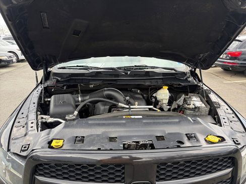 Used 2016 RAM 1500 Express w/ Black Ram 1500 Express Group AWD/4WD image 20