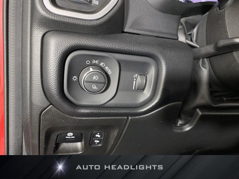 Used 2022 RAM 1500 Big Horn image 24