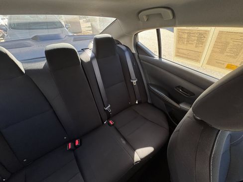 Used 2025 Nissan Sentra S FWD image 33